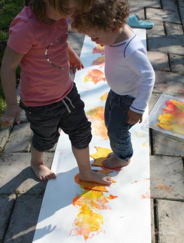 Painting with Duck Feet - Outdoor Craft Activity